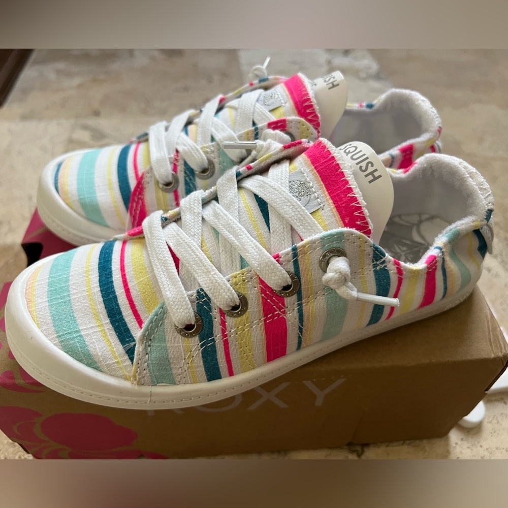Roxy Girls Bayshore Sneakers Size 2 Blue Pink Yellow White Stripes - Picture 2 of 6